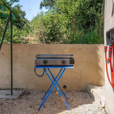 Charming House Near Uzes