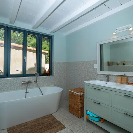 Holiday home Charming House Near Uzes Belvezet