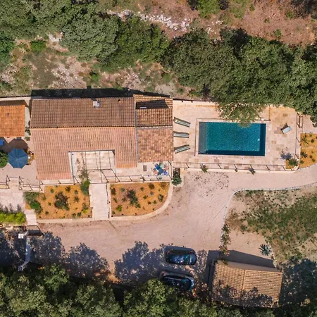 Σπίτι διακοπών Charming House Near Uzes *