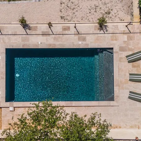 Holiday home Charming House Near Uzes Belvezet