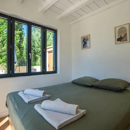 Charming House Near Uzes *