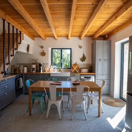 Charming House Near Uzes Belvézet