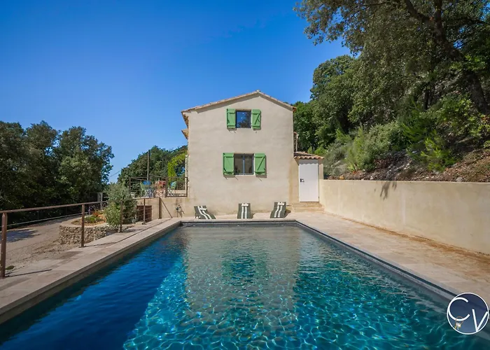 펜션 Charming House Near Uzes *