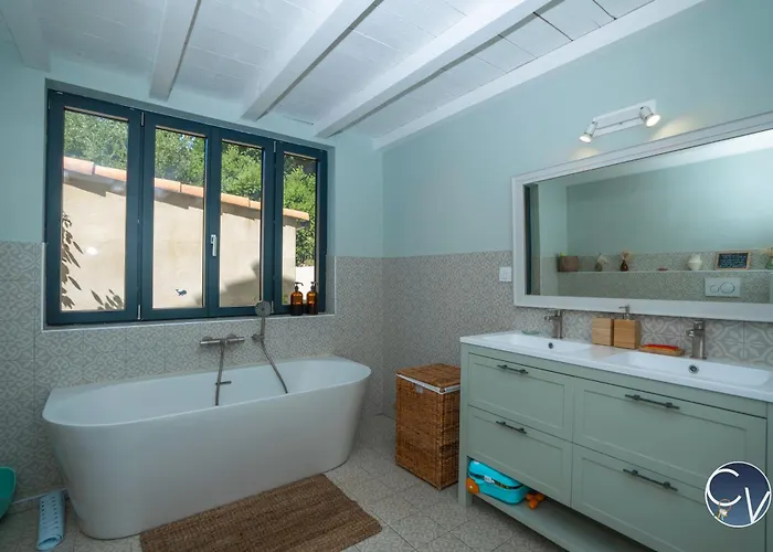 펜션 Charming House Near Uzes Belvézet
