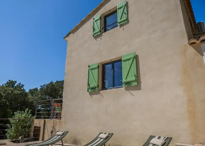 펜션 Charming House Near Uzes *