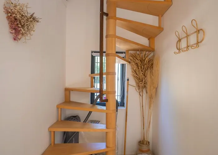 Charming House Near Uzes 펜션 Belvézet