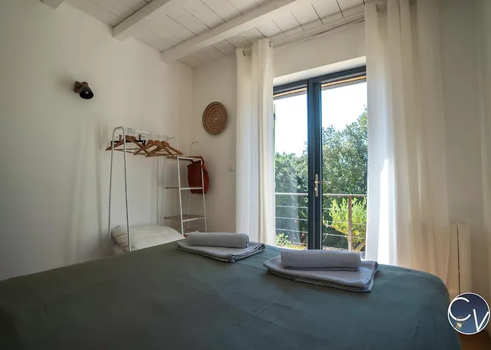 Charming House Near Uzes 펜션 Belvézet